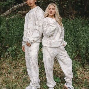 Comfrt Brand White Camo Crewneck, Fall 2024